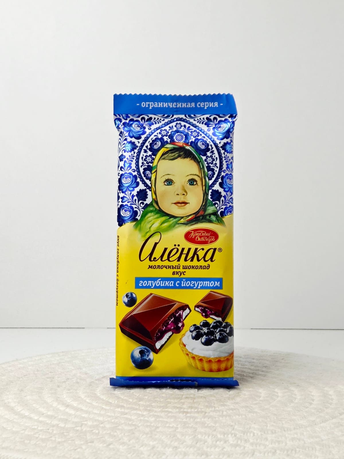 «Алёнка» молочный шоколад «Голубика с йогуртом», 87 г