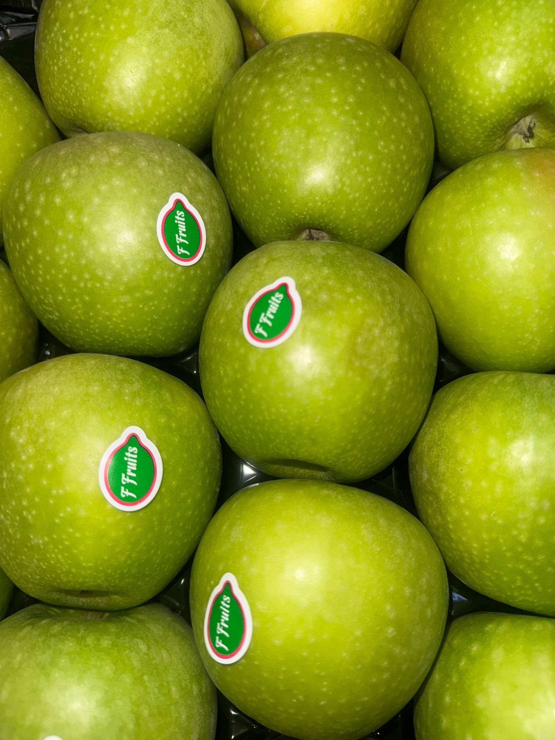 Яблоко Granny Smith