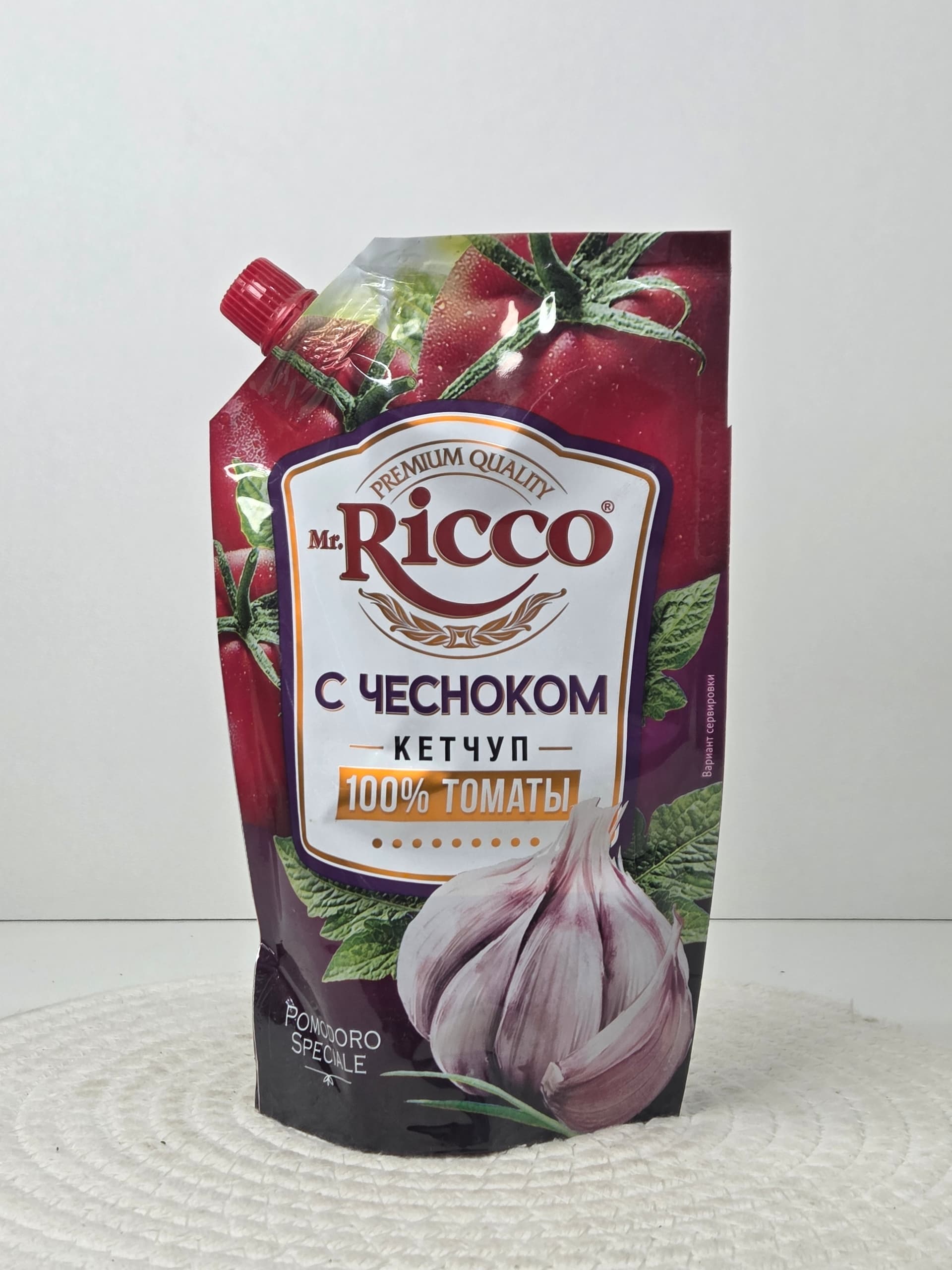 Кетчуп томатный Mr. Ricco с чесноком